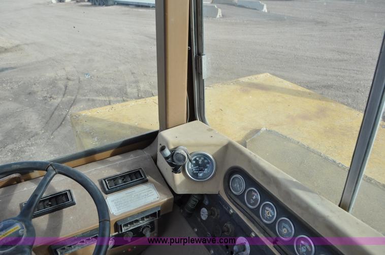 image for item G6351 1977 Caterpillar 613B elevating scraper