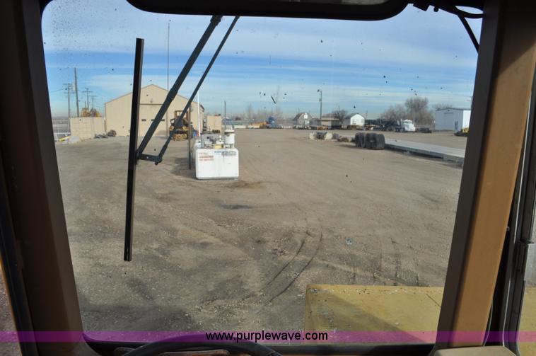 image for item G6351 1977 Caterpillar 613B elevating scraper