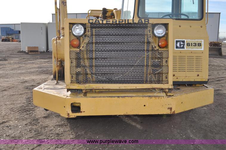 image for item G6351 1977 Caterpillar 613B elevating scraper