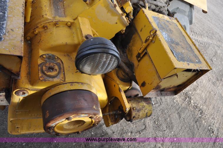 image for item G6351 1977 Caterpillar 613B elevating scraper