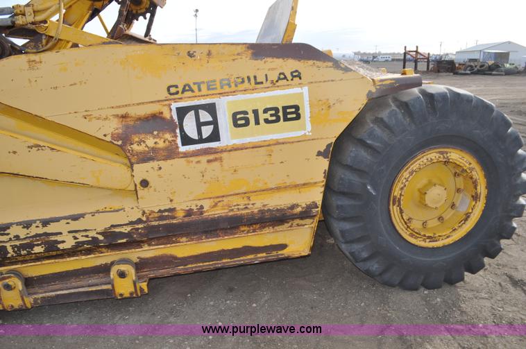 image for item G6351 1977 Caterpillar 613B elevating scraper