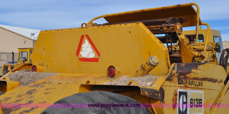 image for item G6351 1977 Caterpillar 613B elevating scraper