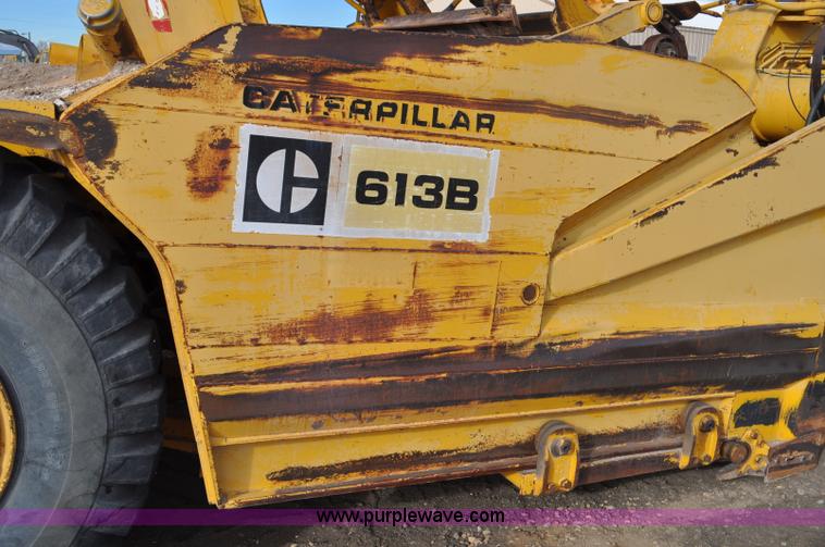 image for item G6351 1977 Caterpillar 613B elevating scraper
