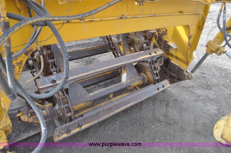 image for item G6351 1977 Caterpillar 613B elevating scraper