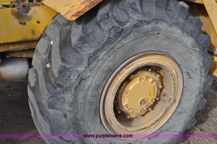 image for item G6351 1977 Caterpillar 613B elevating scraper