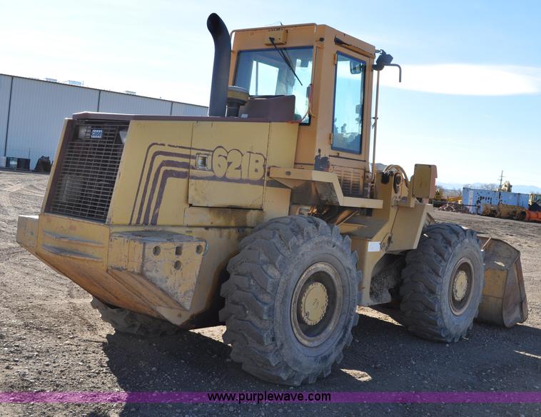image for item G6354 Case 621B wheel loader