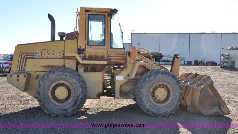 image for item G6354 Case 621B wheel loader
