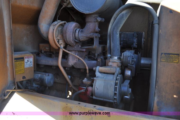 image for item G6354 Case 621B wheel loader