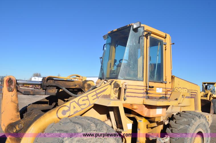 image for item G6354 Case 621B wheel loader