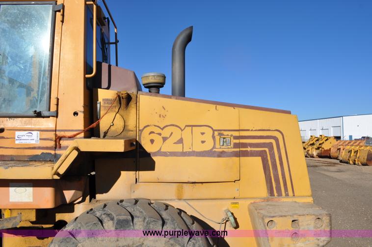 image for item G6354 Case 621B wheel loader