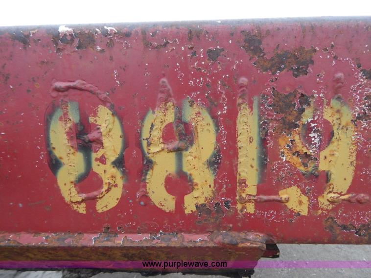 image for item H3838 1982 48' flatbed semi trailer