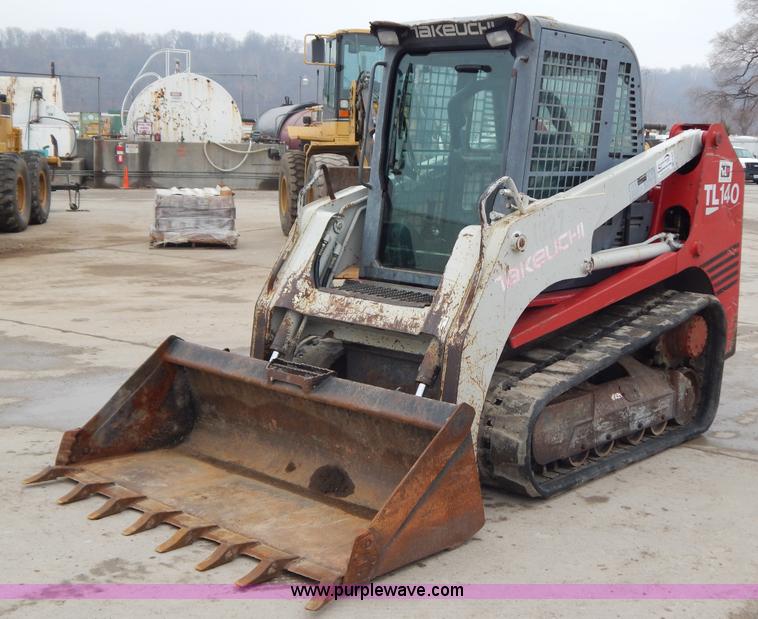 image for item H3839 2005 Takeuchi TL140 track skid steer
