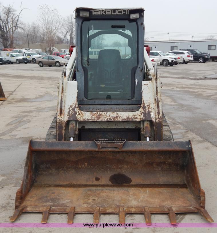 image for item H3839 2005 Takeuchi TL140 track skid steer