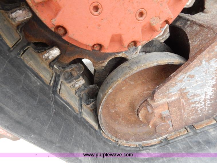 image for item H3839 2005 Takeuchi TL140 track skid steer