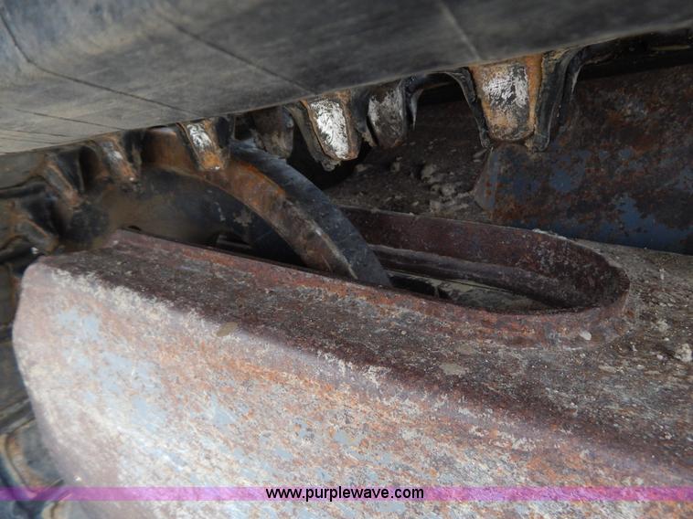 image for item H3839 2005 Takeuchi TL140 track skid steer