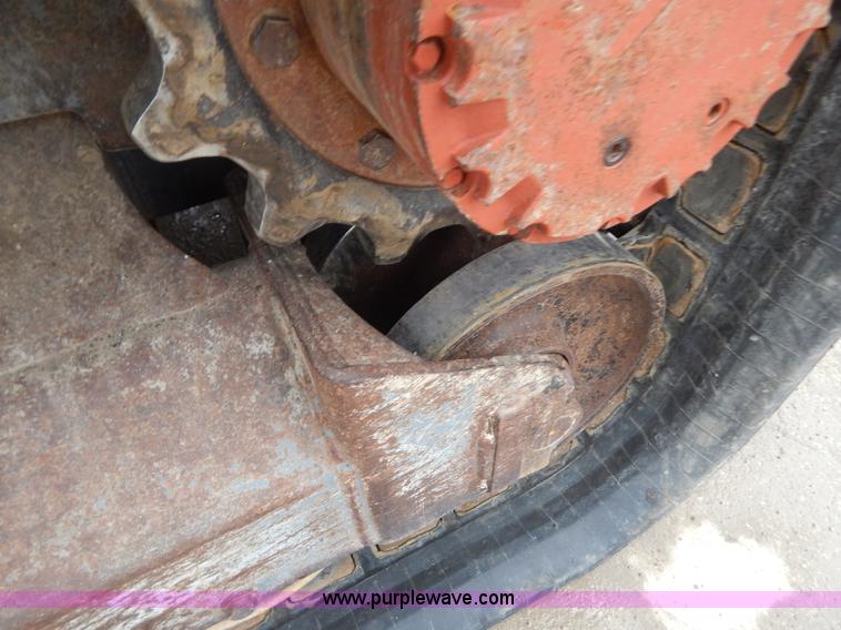 image for item H3839 2005 Takeuchi TL140 track skid steer