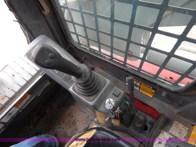 image for item H3839 2005 Takeuchi TL140 track skid steer