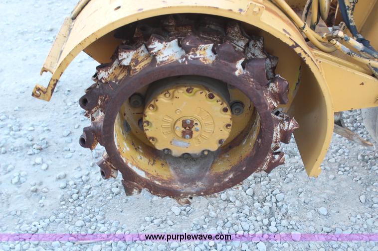 image for item H7752 1986 Caterpillar PR100DC milling machine