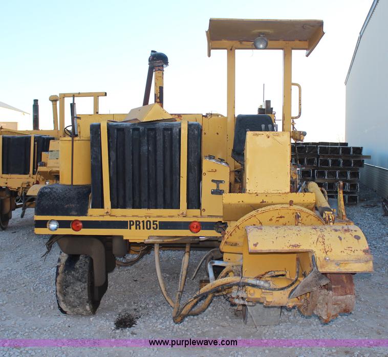 image for item H7753 1990 Caterpillar PR105 milling machine