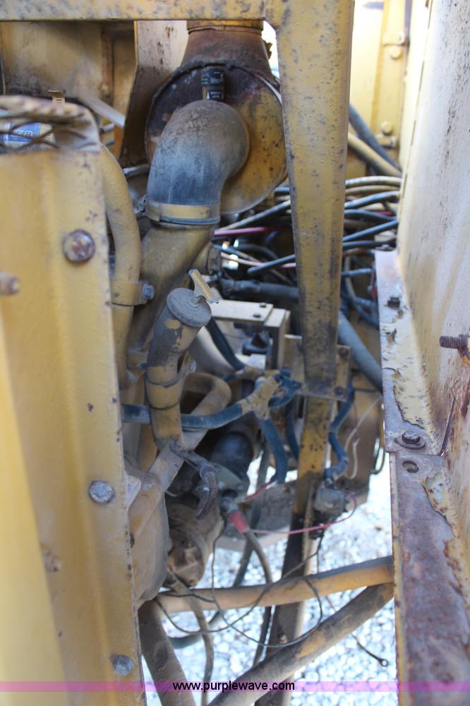 image for item H7753 1990 Caterpillar PR105 milling machine