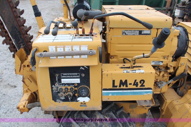 image for item H7783 1997 Vermeer LM42 cable plow