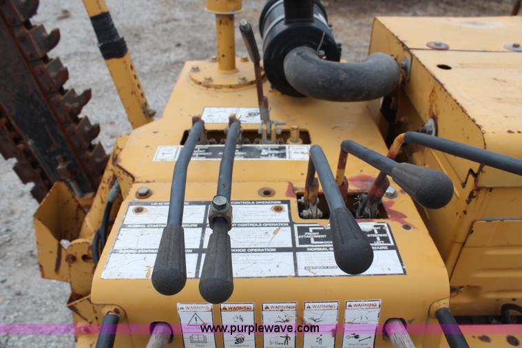 image for item H7783 1997 Vermeer LM42 cable plow