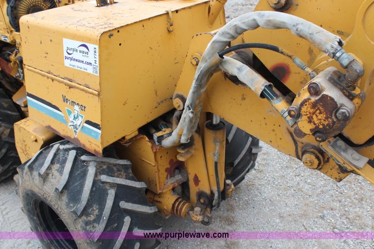 image for item H7783 1997 Vermeer LM42 cable plow