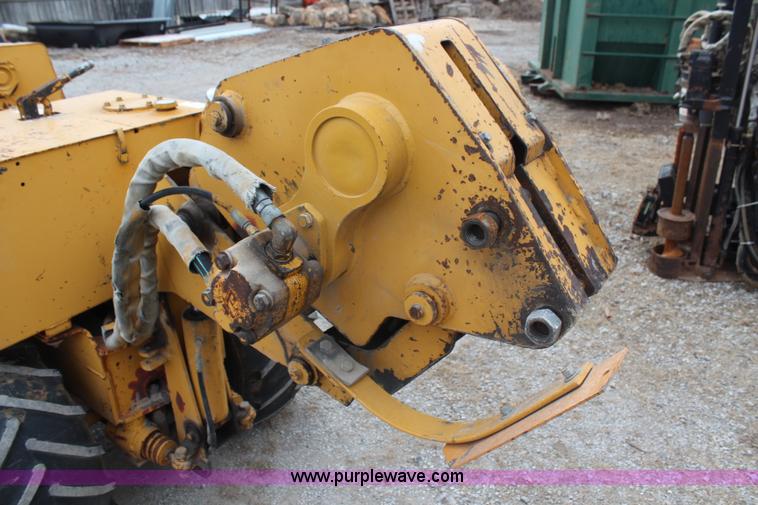 image for item H7783 1997 Vermeer LM42 cable plow