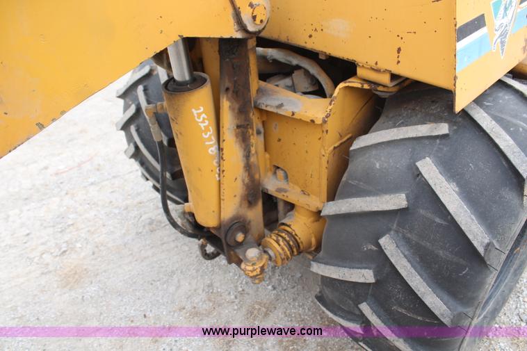 image for item H7783 1997 Vermeer LM42 cable plow