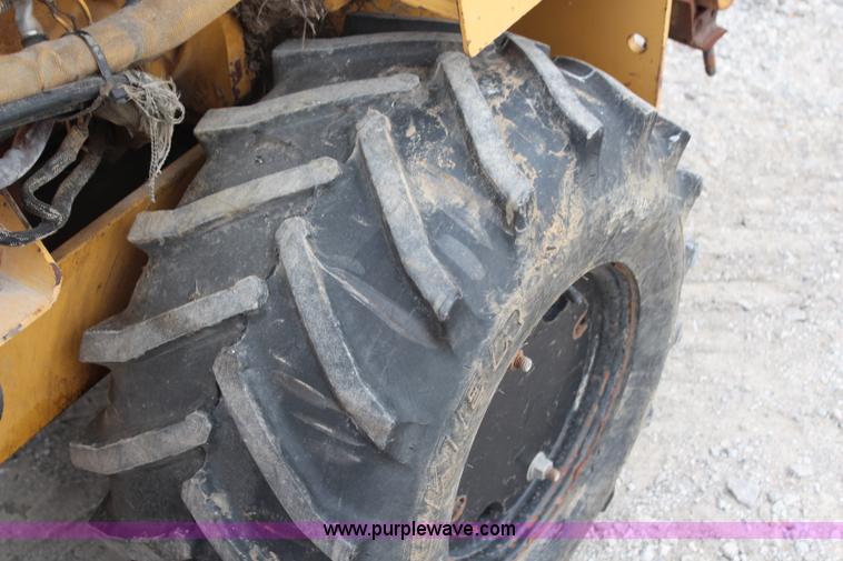 image for item H7783 1997 Vermeer LM42 cable plow