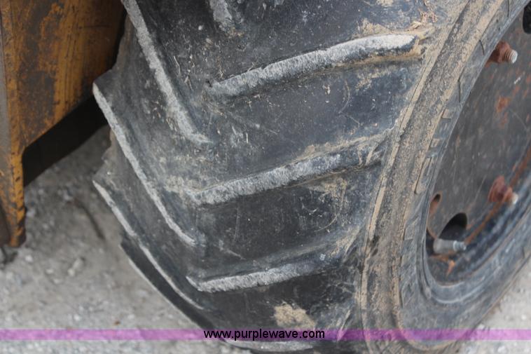 image for item H7783 1997 Vermeer LM42 cable plow