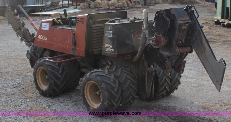 image for item H7785 1994 Ditch Witch 400SXD cable plow