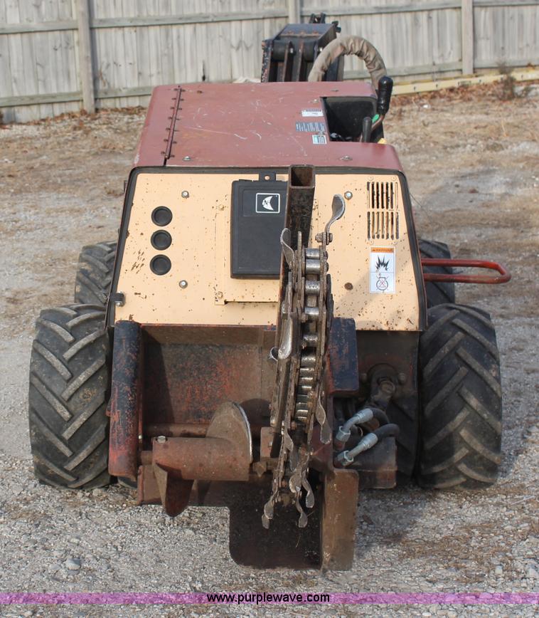 image for item H7785 1994 Ditch Witch 400SXD cable plow