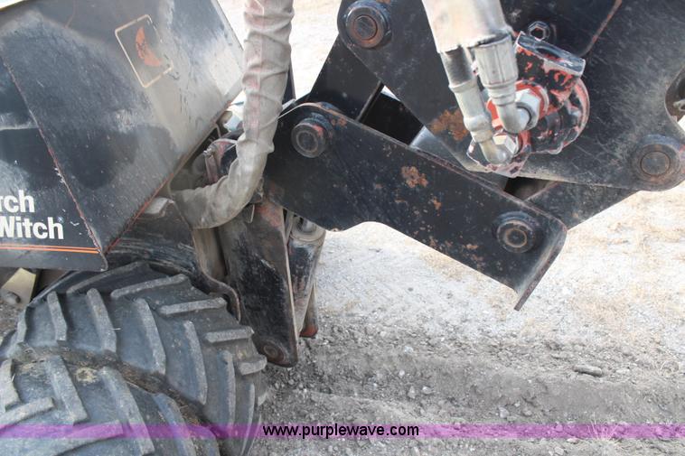 image for item H7785 1994 Ditch Witch 400SXD cable plow