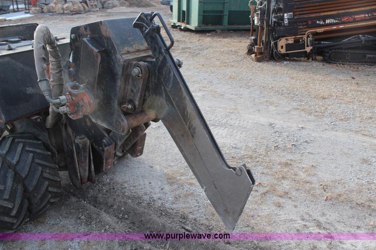 image for item H7785 1994 Ditch Witch 400SXD cable plow