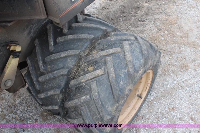image for item H7785 1994 Ditch Witch 400SXD cable plow