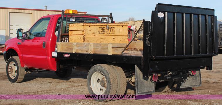 image for item H7825 2001 Ford F450 Super Duty XL flatbed truck