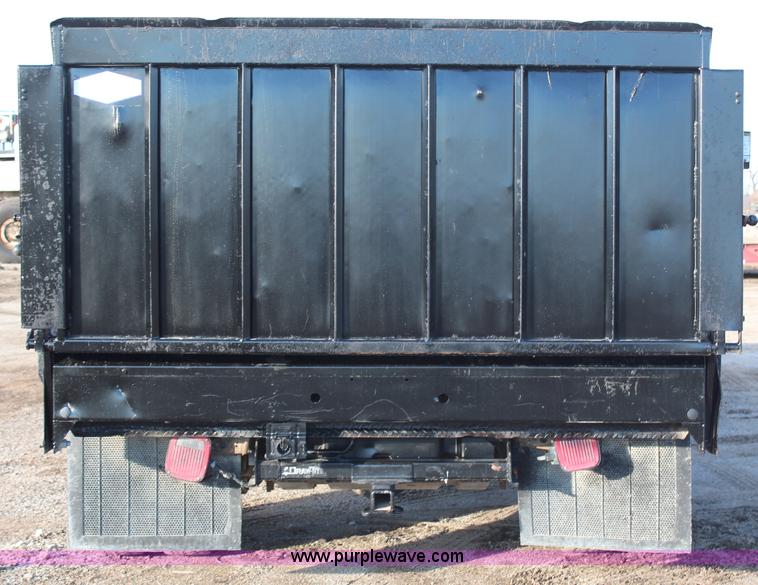 image for item H7825 2001 Ford F450 Super Duty XL flatbed truck