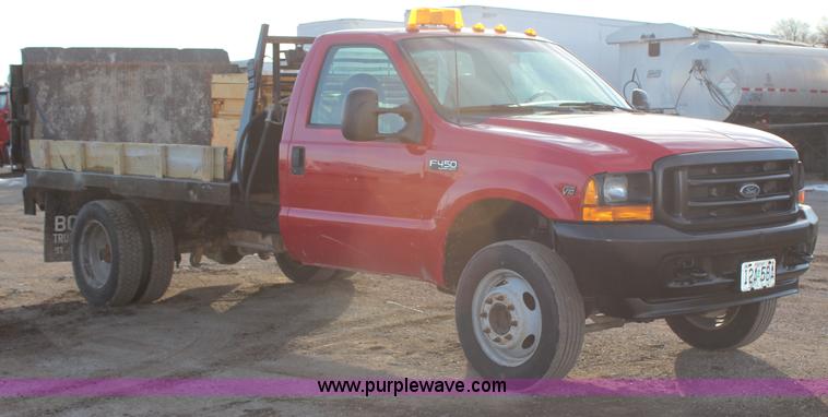 image for item H7825 2001 Ford F450 Super Duty XL flatbed truck