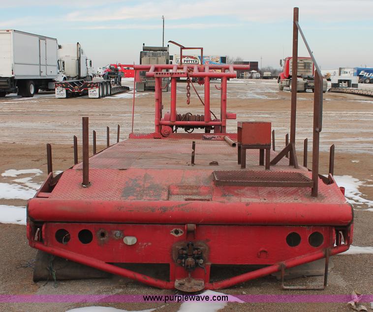 image for item H8353 Leland 684 gin pole flatbed