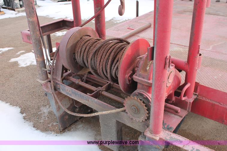 image for item H8353 Leland 684 gin pole flatbed