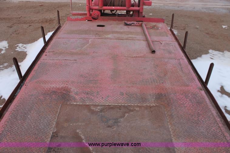 image for item H8353 Leland 684 gin pole flatbed