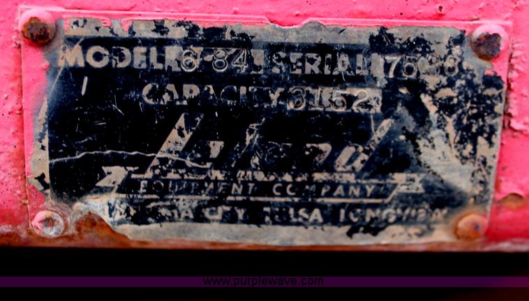 image for item H8353 Leland 684 gin pole flatbed