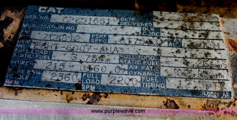 image for item H8359 1989 Ford C8000 fuel truck