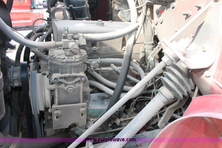 image for item H8360 1990 International 8100 flatbed truck