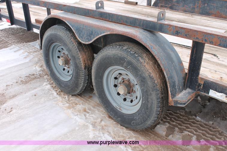 image for item H8362 2008 Parker Performance tandem axle gooseneck trailer