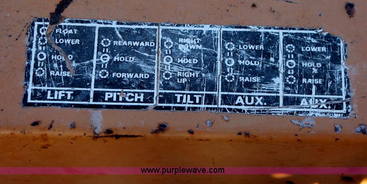 image for item H8369 1987 Case 480E landscape loader