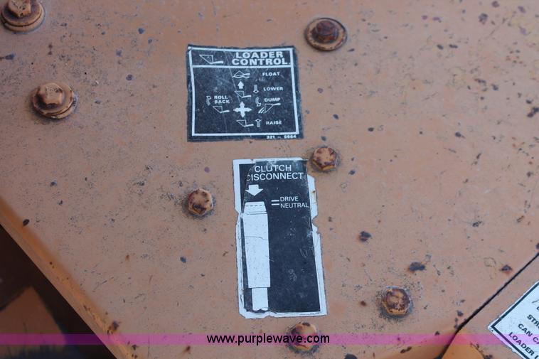 image for item H8369 1987 Case 480E landscape loader