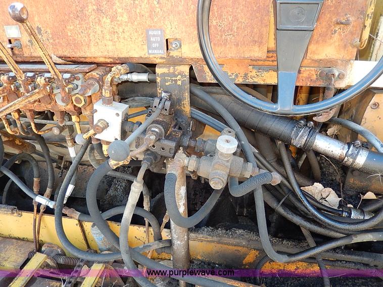 image for item I9456 Allatt C300 paver