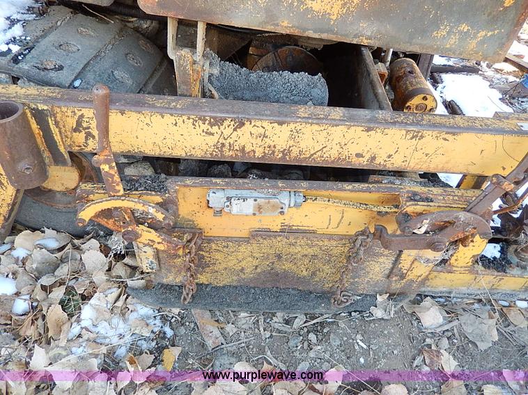 image for item I9456 Allatt C300 paver